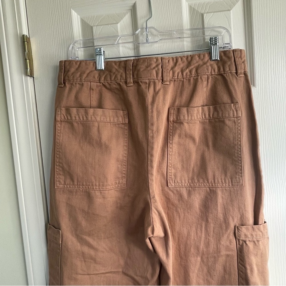 Banana Republic Tan cargo ankle length pants 10 - Picture 5 of 8
